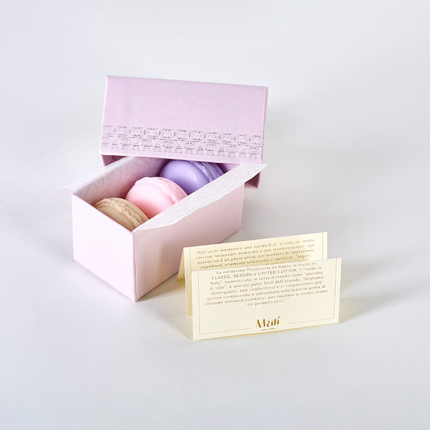 Box 3 Macarons